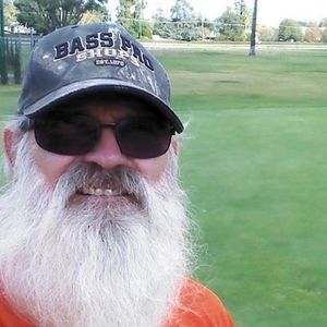 Meet your Posher, Dennis